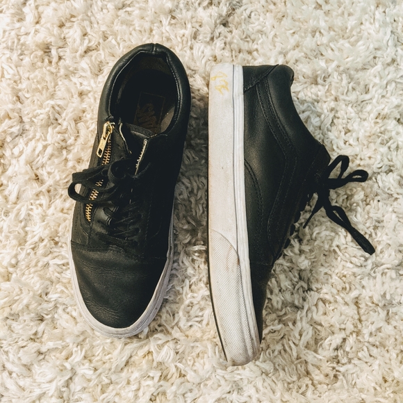 black leather vans size 8